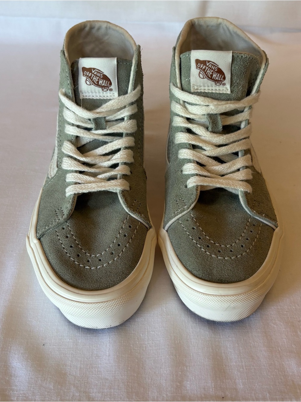 Vans High-Top Sneakers in Olive Green and Cream WOMEN US 7.5. (MEN US 6.0)